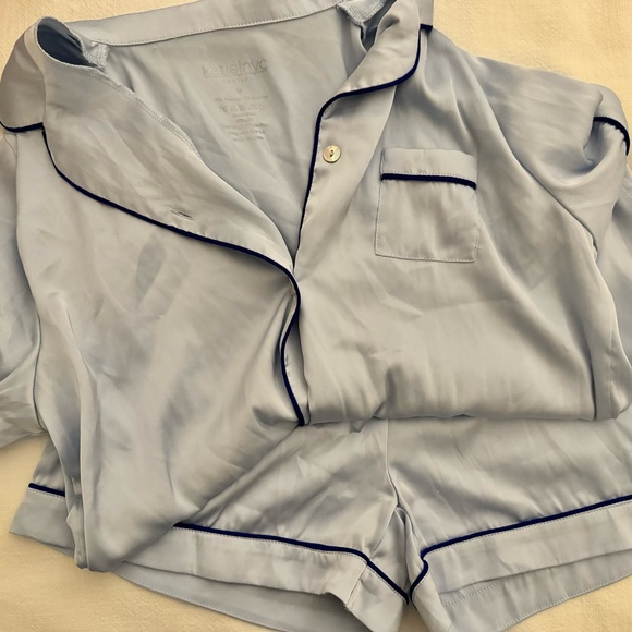 Silk PJ set - Picture 1 of 3